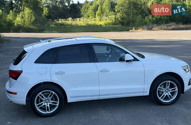 Внедорожник / Кроссовер Audi Q5 2015 в 