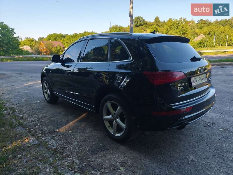 Внедорожник / Кроссовер Audi Q5 2016 в Обухове