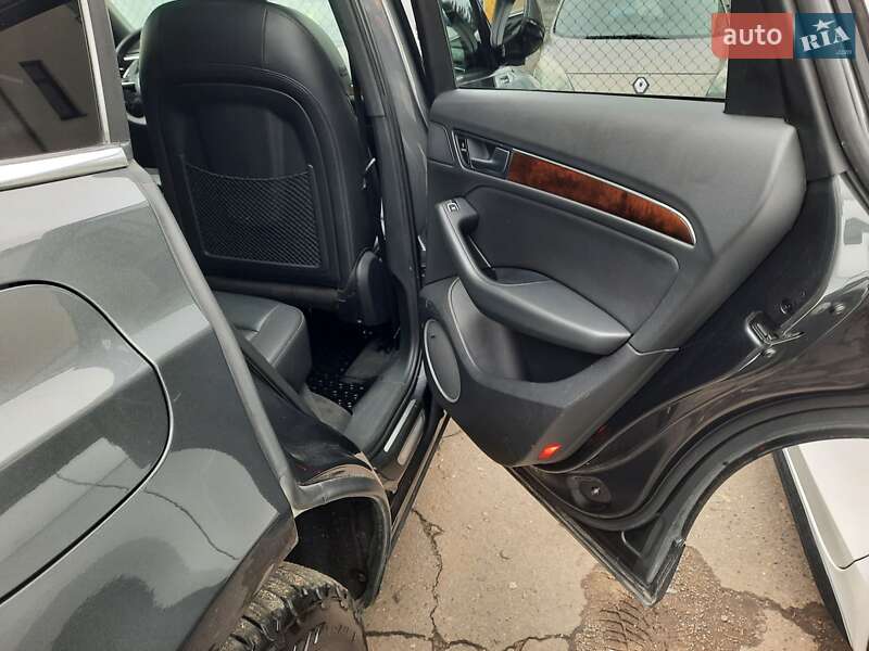 Позашляховик / Кросовер Audi Q5 2014 в Рівному