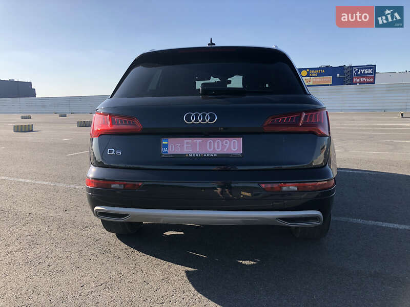 Внедорожник / Кроссовер Audi Q5 2018 в Львове
