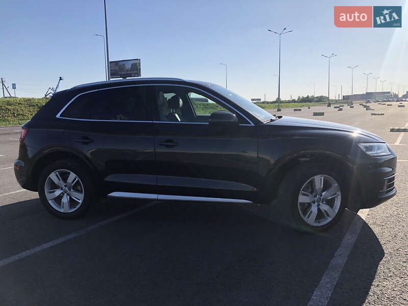 Внедорожник / Кроссовер Audi Q5 2018 в Львове