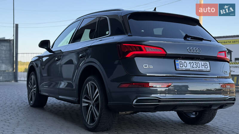 Внедорожник / Кроссовер Audi Q5 2017 в Тернополе