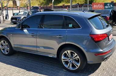 Внедорожник / Кроссовер Audi Q5 2015 в 