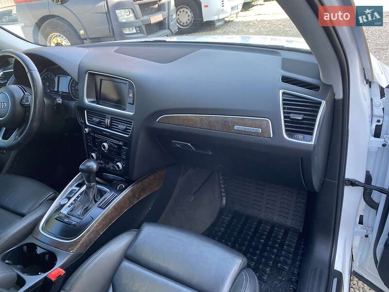 Внедорожник / Кроссовер Audi Q5 2014 в Хусте