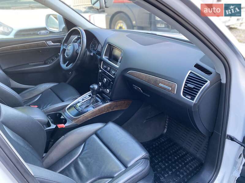 Внедорожник / Кроссовер Audi Q5 2014 в Хусте