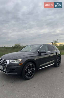 Внедорожник / Кроссовер Audi Q5 2017 в Львове