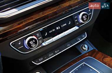Внедорожник / Кроссовер Audi Q5 2017 в 