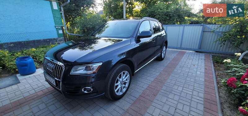 Внедорожник / Кроссовер Audi Q5 2013 в 