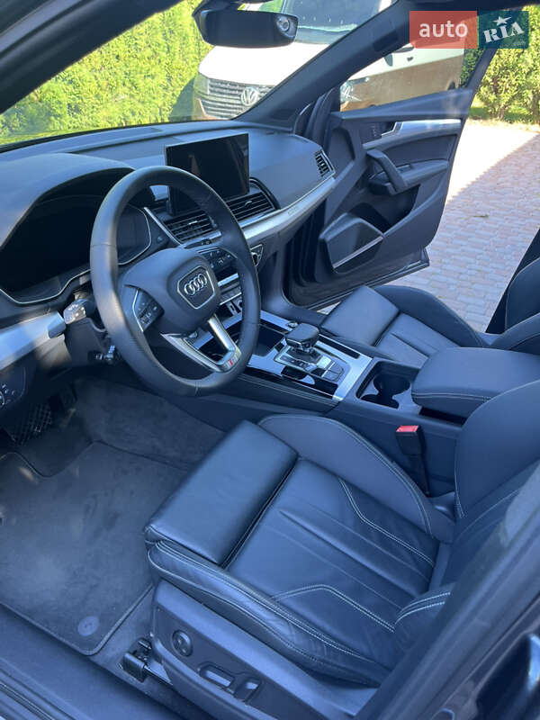 Внедорожник / Кроссовер Audi Q5 2023 в Киеве