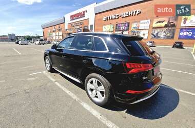 Позашляховик / Кросовер Audi Q5 2017 в 