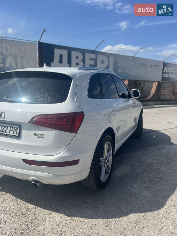 Внедорожник / Кроссовер Audi Q5 2009 в Софиевской Борщаговке