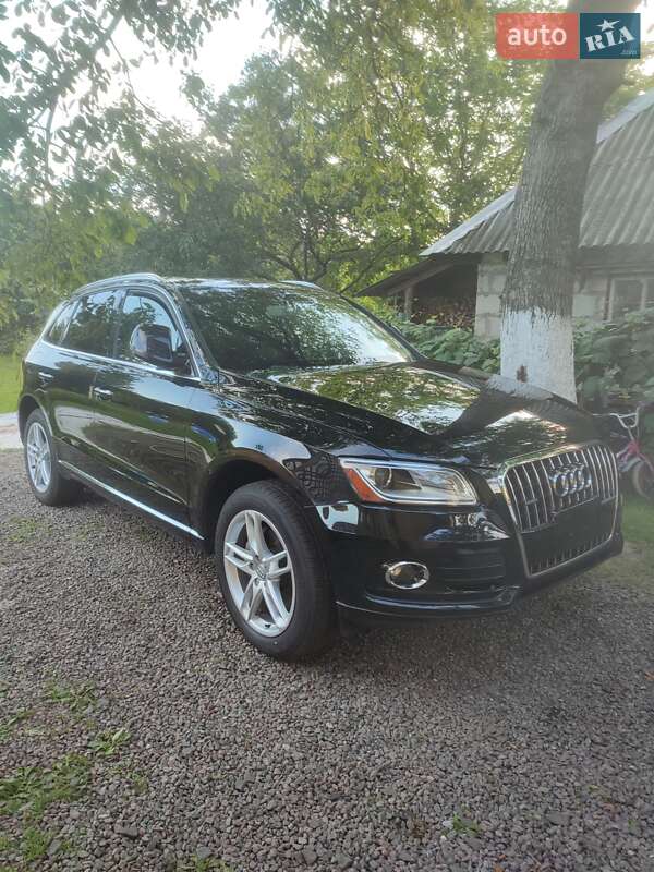 Внедорожник / Кроссовер Audi Q5 2016 в 
