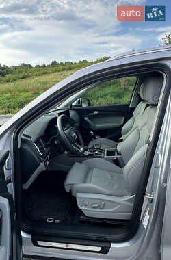 Внедорожник / Кроссовер Audi Q5 2022 в 