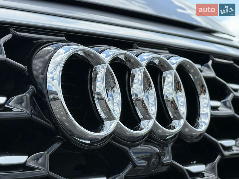 Внедорожник / Кроссовер Audi Q5 2022 в Дрогобыче