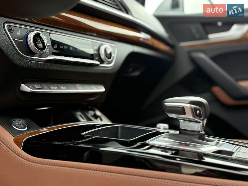 Внедорожник / Кроссовер Audi Q5 2022 в Дрогобыче