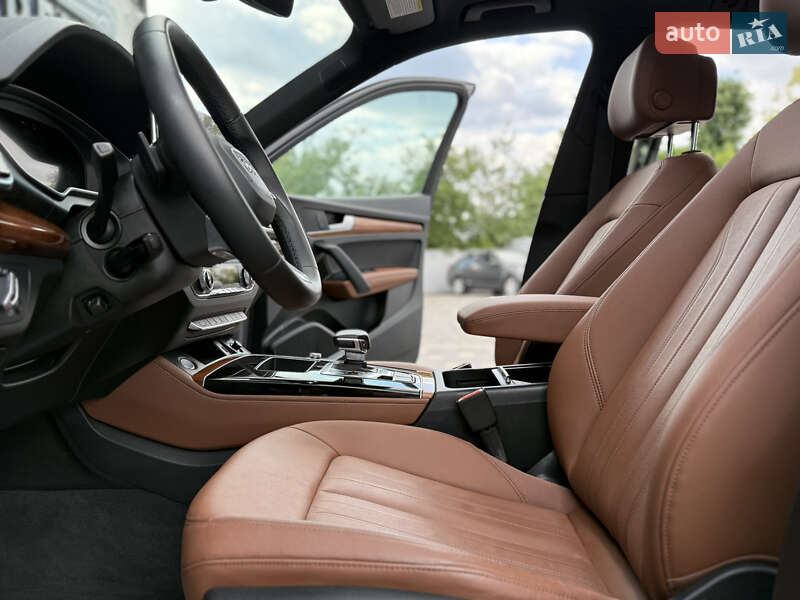 Внедорожник / Кроссовер Audi Q5 2022 в Дрогобыче