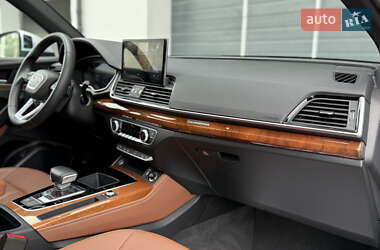 Внедорожник / Кроссовер Audi Q5 2021 в Дрогобыче