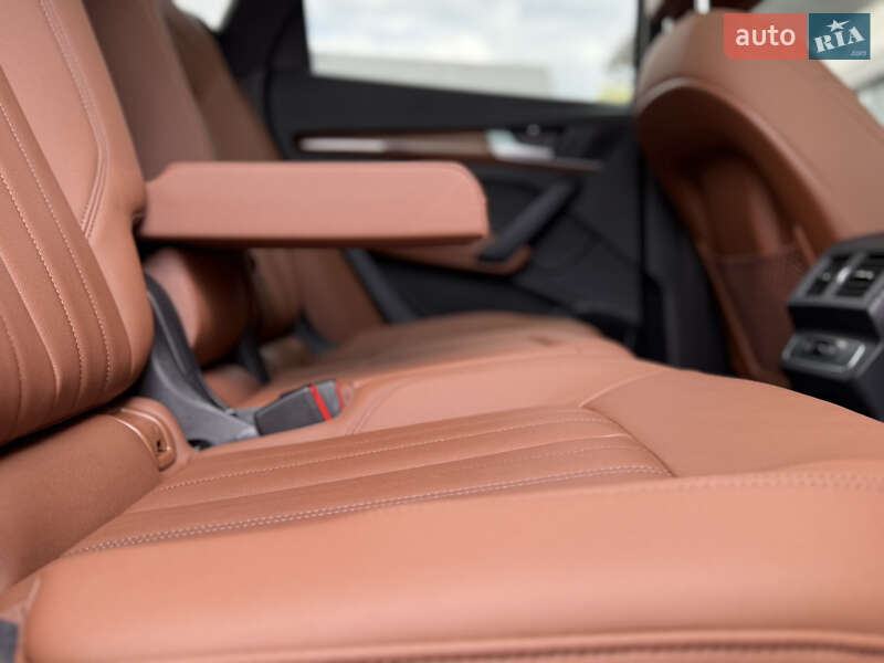 Внедорожник / Кроссовер Audi Q5 2022 в Дрогобыче