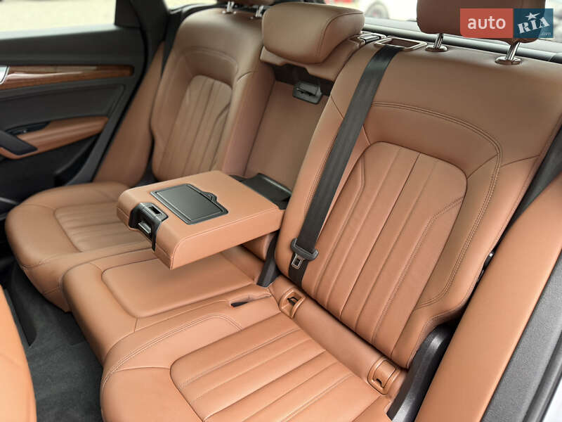 Внедорожник / Кроссовер Audi Q5 2022 в Дрогобыче