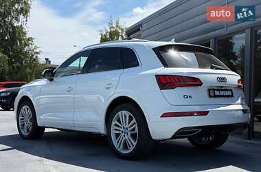 Внедорожник / Кроссовер Audi Q5 2019 в 