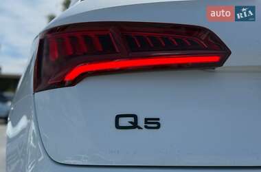 Внедорожник / Кроссовер Audi Q5 2019 в 