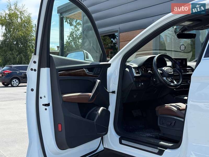 Внедорожник / Кроссовер Audi Q5 2018 в Ровно фото 18 Внедорожник / Кроссовер Audi Q5 2018 в Ровно