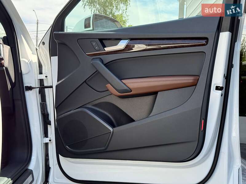 Внедорожник / Кроссовер Audi Q5 2018 в Ровно фото 62 Внедорожник / Кроссовер Audi Q5 2018 в Ровно