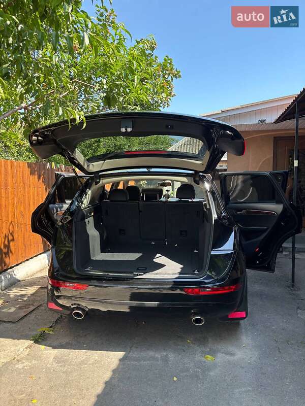 Позашляховик / Кросовер Audi Q5 2011 в Житомирі