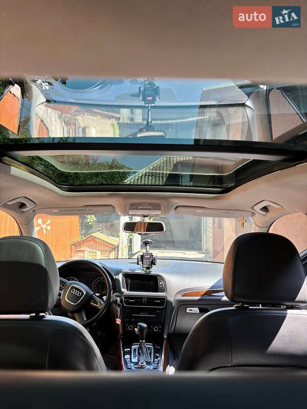 Позашляховик / Кросовер Audi Q5 2011 в Житомирі