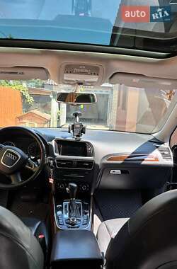 Внедорожник / Кроссовер Audi Q5 2011 в 