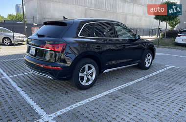 Внедорожник / Кроссовер Audi Q5 2022 в 