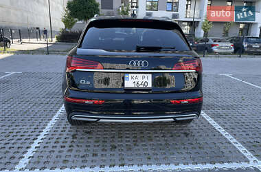 Внедорожник / Кроссовер Audi Q5 2022 в 