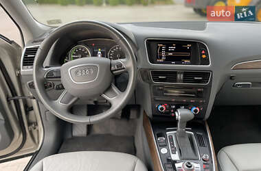 Внедорожник / Кроссовер Audi Q5 2012 в 