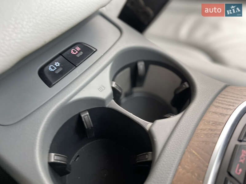 Позашляховик / Кросовер Audi Q5 2012 в Луцьку