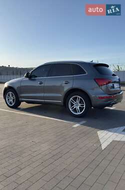 Внедорожник / Кроссовер Audi Q5 2013 в 