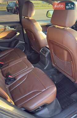 Внедорожник / Кроссовер Audi Q5 2013 в 