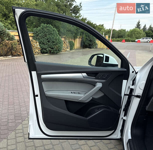 Внедорожник / Кроссовер Audi Q5 2024 в Мукачево фото 25 Внедорожник / Кроссовер Audi Q5 2024 в Мукачево