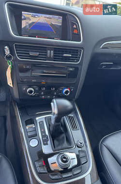 Внедорожник / Кроссовер Audi Q5 2016 в 