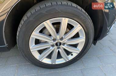 Внедорожник / Кроссовер Audi Q5 2016 в 