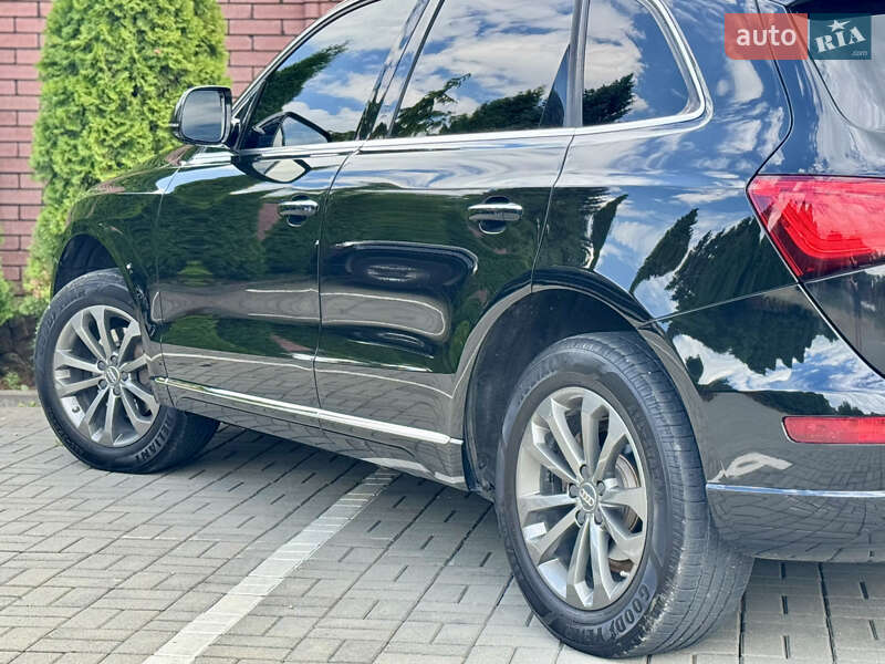 Внедорожник / Кроссовер Audi Q5 2015 в Самборе