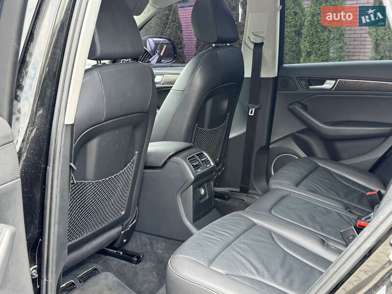 Внедорожник / Кроссовер Audi Q5 2015 в Самборе