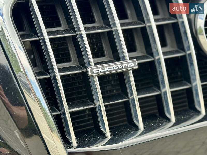 Внедорожник / Кроссовер Audi Q5 2015 в Самборе