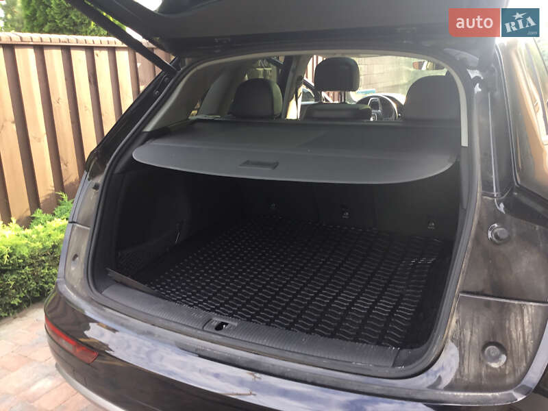 Внедорожник / Кроссовер Audi Q5 2017 в Ровно фото 21 Внедорожник / Кроссовер Audi Q5 2017 в Ровно