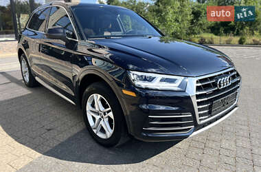 Внедорожник / Кроссовер Audi Q5 2019 в 
