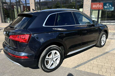 Внедорожник / Кроссовер Audi Q5 2019 в 