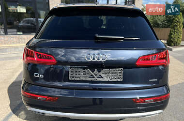 Внедорожник / Кроссовер Audi Q5 2019 в 