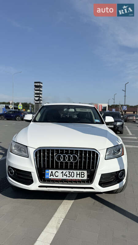 Позашляховик / Кросовер Audi Q5 2013 в 