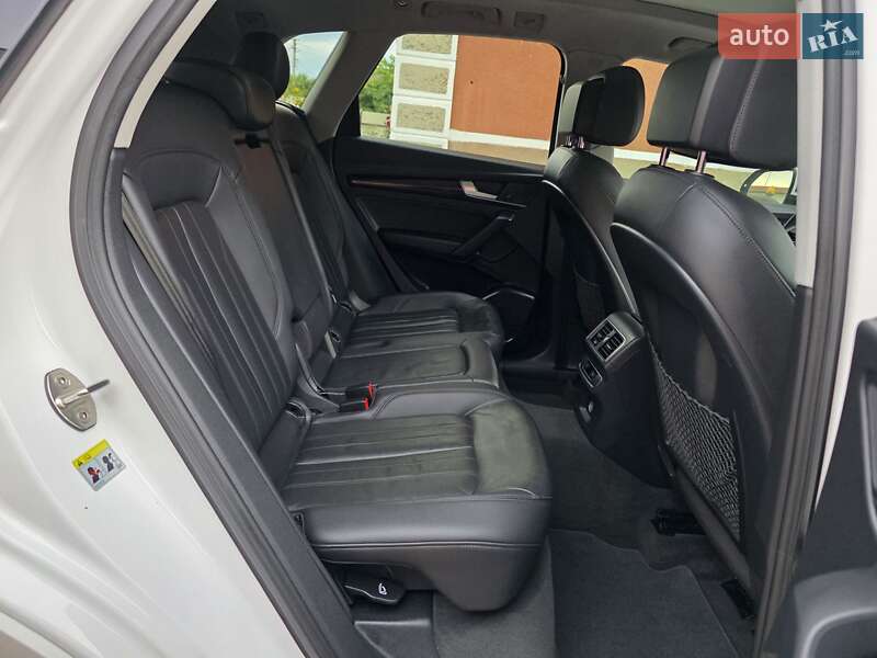 Позашляховик / Кросовер Audi Q5 2018 в Тернополі