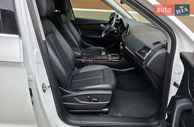 Внедорожник / Кроссовер Audi Q5 2018 в 