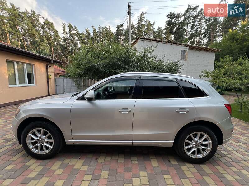 Позашляховик / Кросовер Audi Q5 2012 в Києві